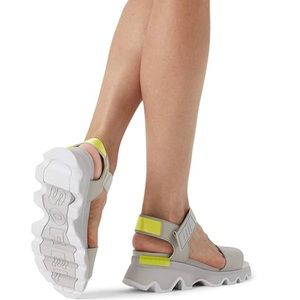 SOREL Kinetic Leather Sandals - Dove/yellow - NWT